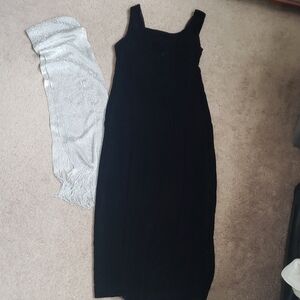 Maggy London Size 14 Black Velvet Dress with Silver Scarf